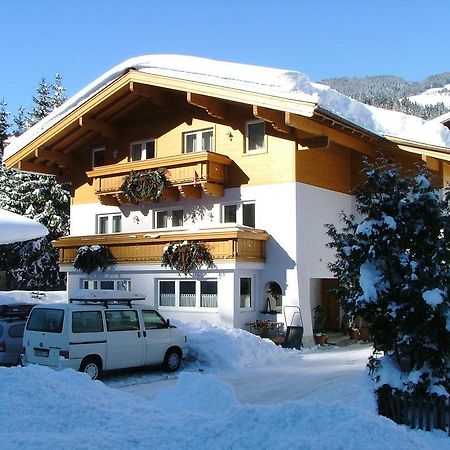 Glemmy Appartements Inkl Sommercard Фихофен Экстерьер фото