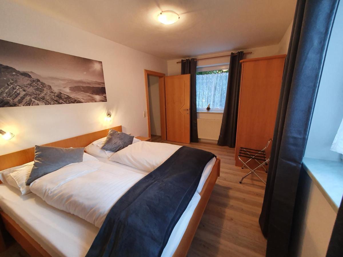 Glemmy Appartements Inkl Sommercard Фихофен Экстерьер фото