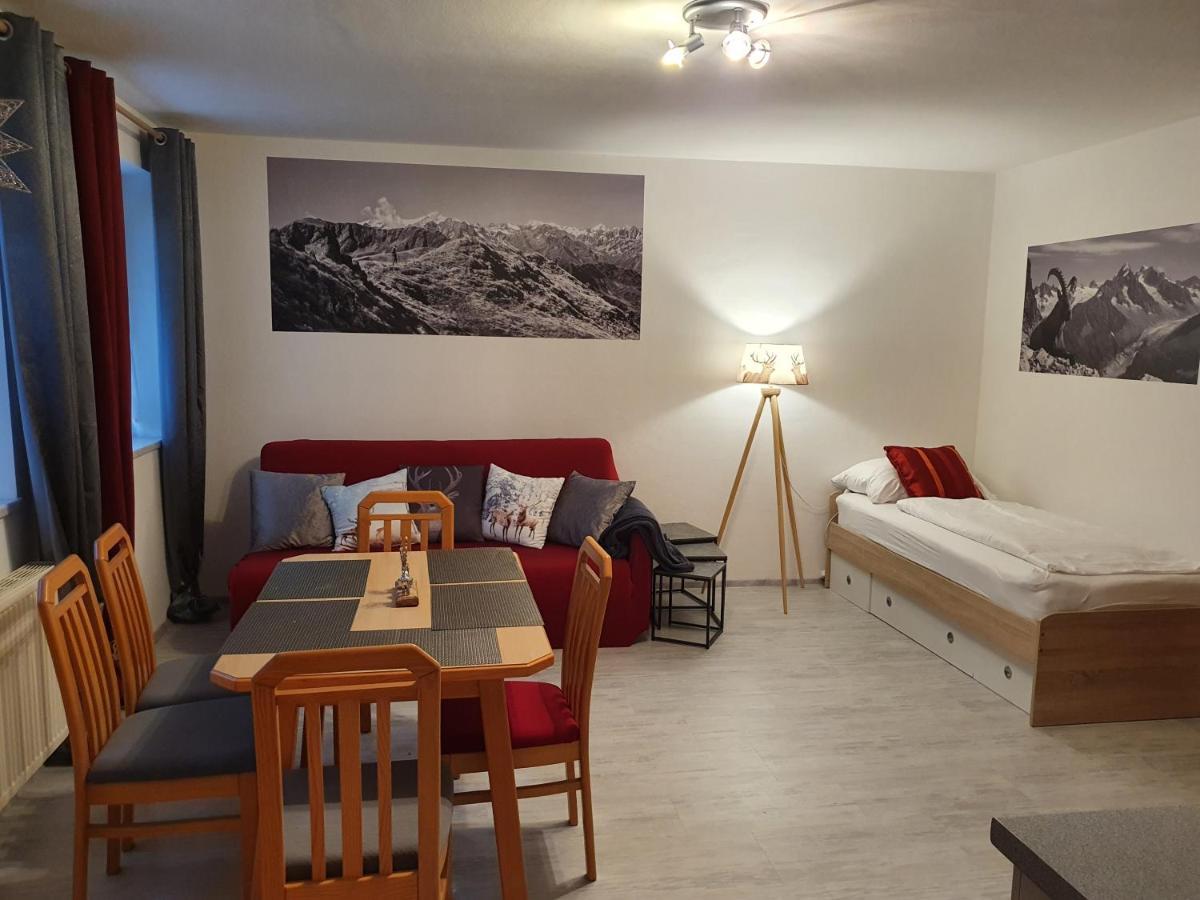 Glemmy Appartements Inkl Sommercard Фихофен Экстерьер фото