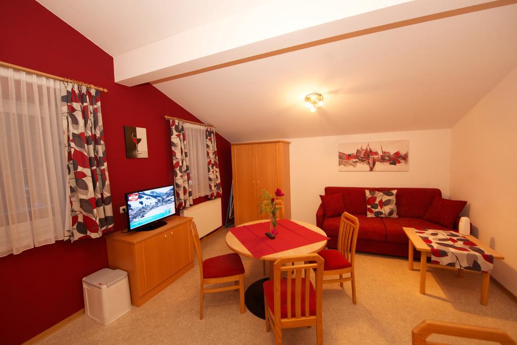 Glemmy Appartements Inkl Sommercard Фихофен Экстерьер фото